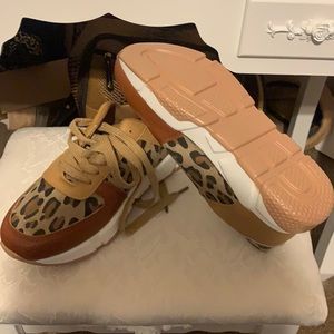 NWOT- Tan and Brown Leopard Print Sneakers